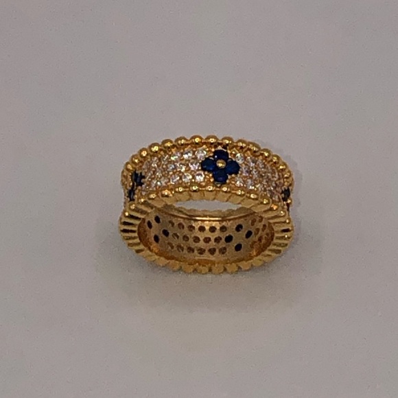 18k Sapphire Venetian Band - Picture 9 of 10